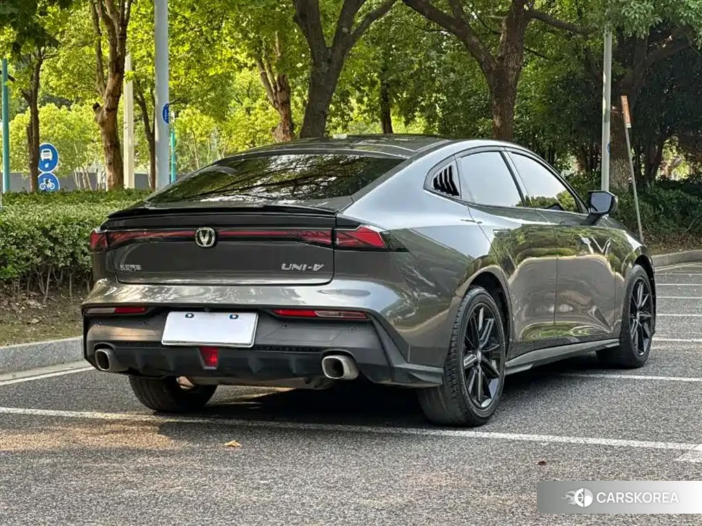Chang'an Changan UNI-V id 4565267 из Китая 15