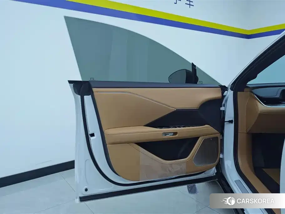 Toyota Platinum Wisdom 7 id 4539251 из Китая 14