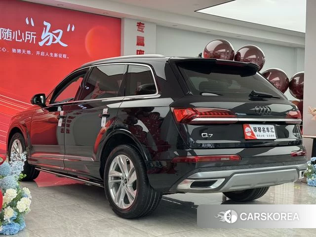 Audi Q7 id 4297633 из Китая 25