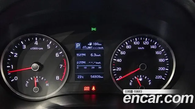 Kia Stonic id 2727466 из Кореи 18