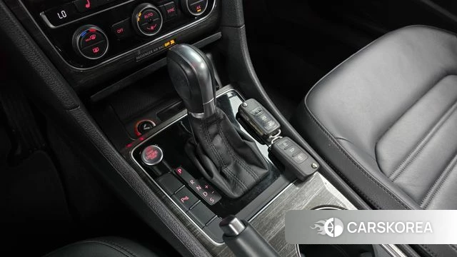 Volkswagen The New Passat id 4638083 из Кореи 30