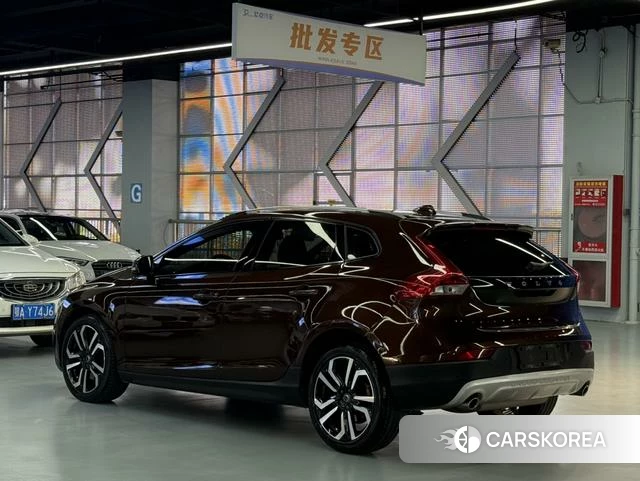 Volvo V40 id 4239002 из Китая 22