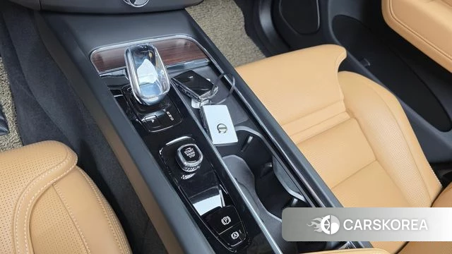 Volvo XC60 second Generation id 4481698 из Кореи 32