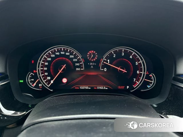 BMW 5 Series (G30) id 4454919 из Кореи 18