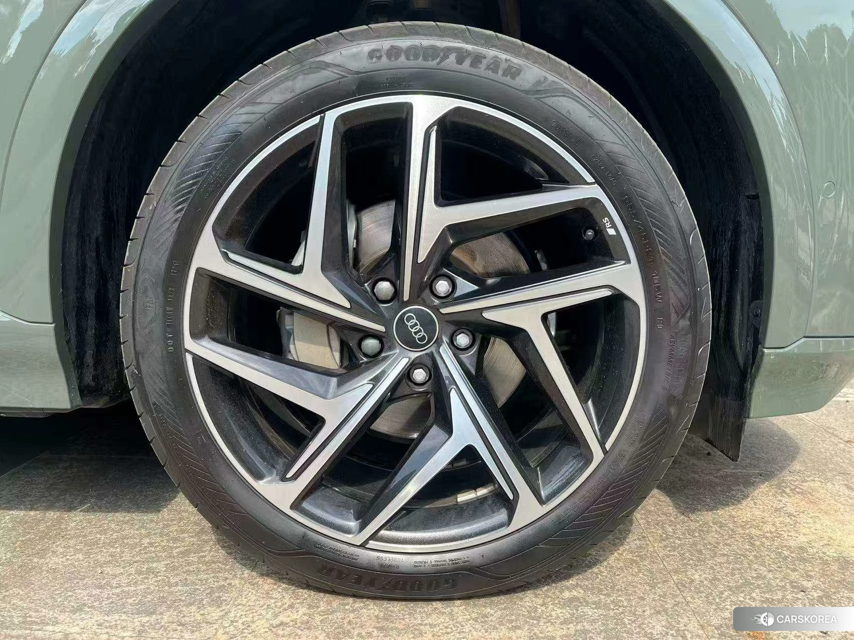 Audi Q6L e-tron id 4455753 из Китая 12