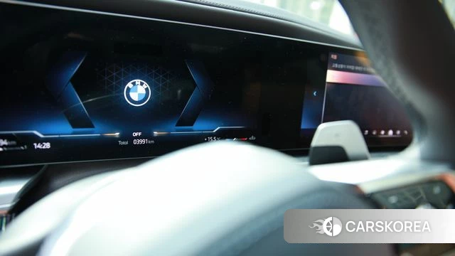 BMW 7 Series (G70) id 3933587 из Кореи 11