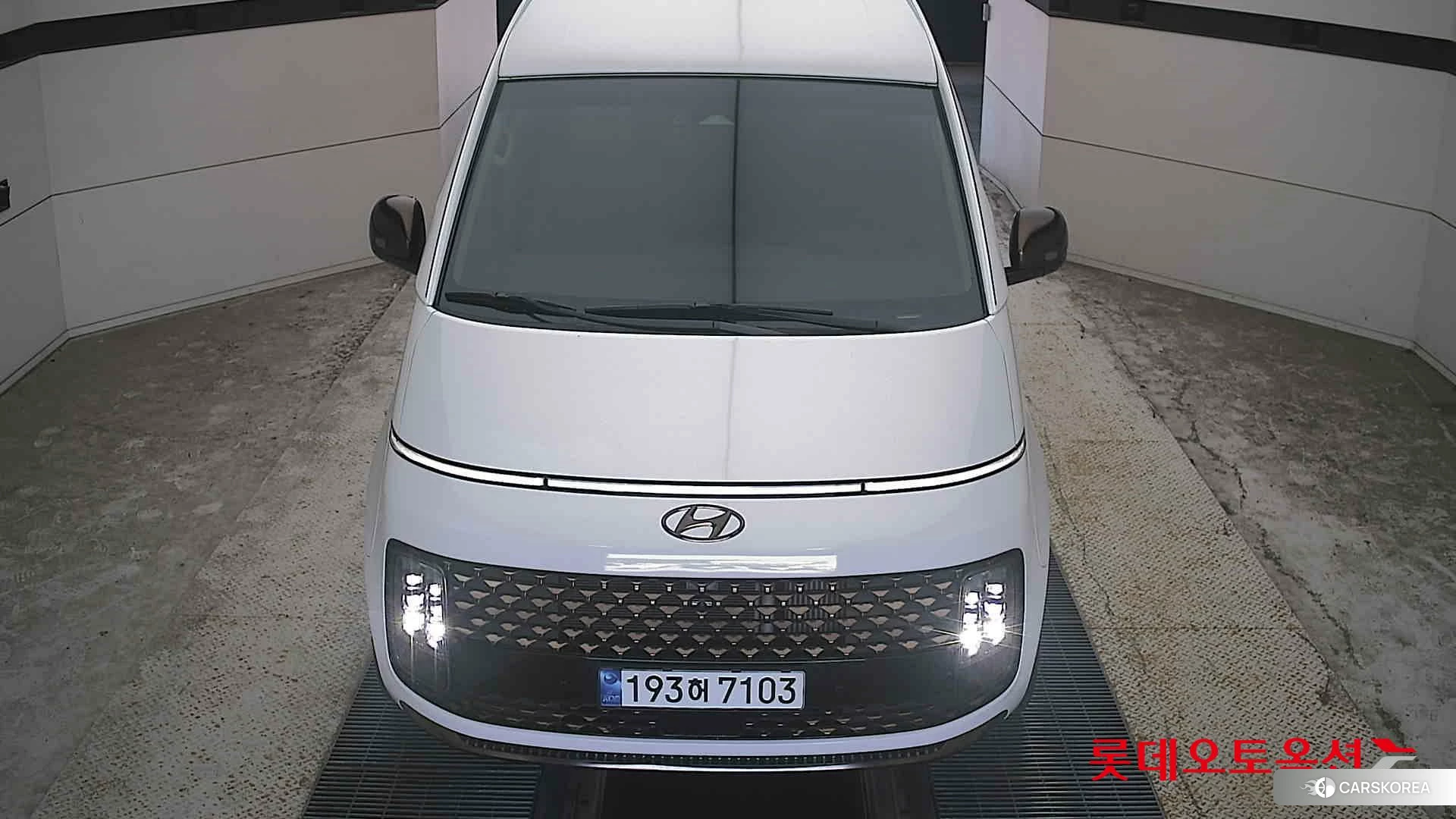 Hyundai STARIA LOUNGE Limousine id 4902533 из Кореи 35