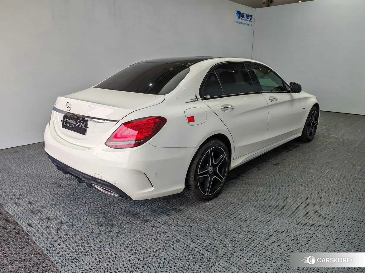 Mercedes-Benz Class C id 4419090 из Китая 18