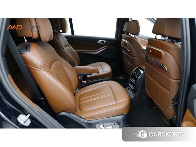 BMW X7 id 4265780 из Китая 9