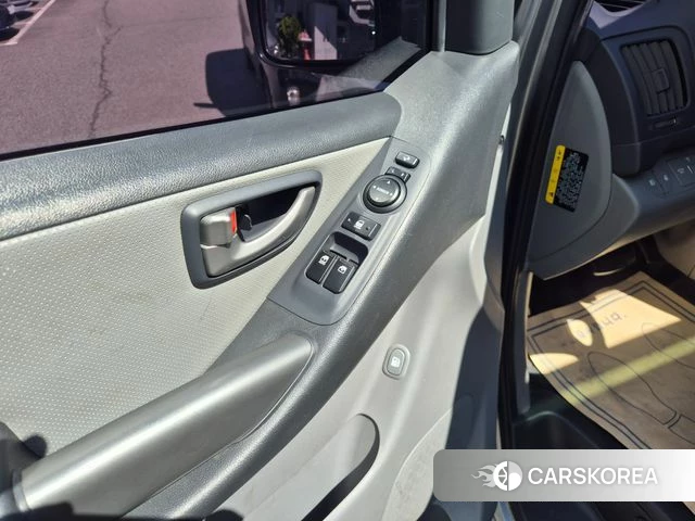 Hyundai The New Grand Starex id 4900875 из Кореи 18