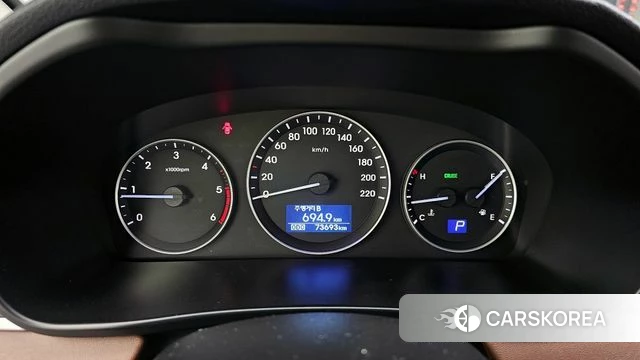 Hyundai The New Grand Starex id 4345626 из Кореи 18