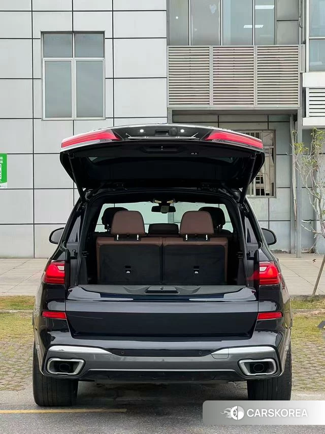 BMW X7 id 4290888 из Китая 23