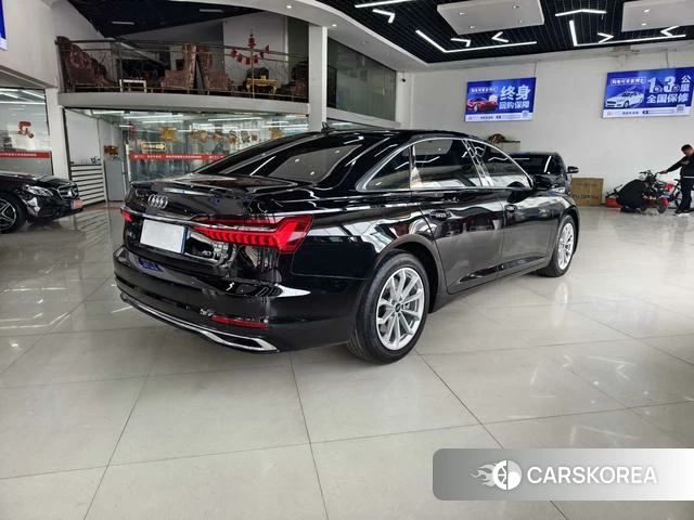 Audi A6L id 4263730 из Китая 12
