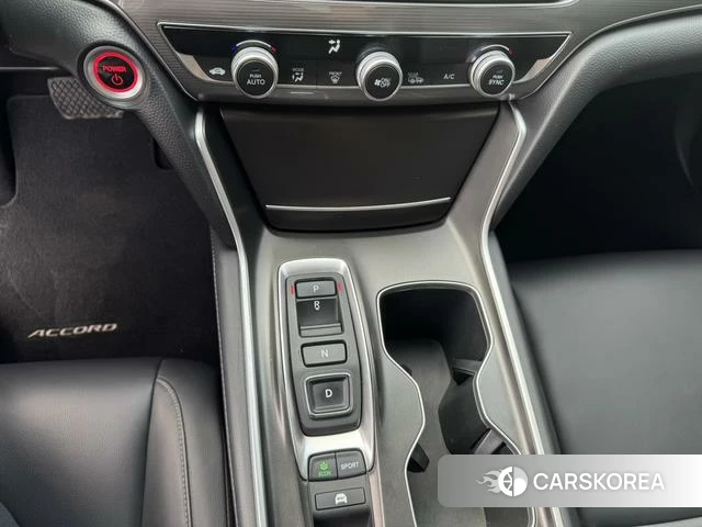 Honda Accord id 4353458 из Китая 14
