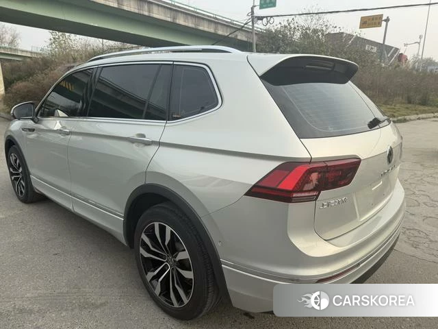 Volkswagen Tiguan L id 4260162 из Китая 14