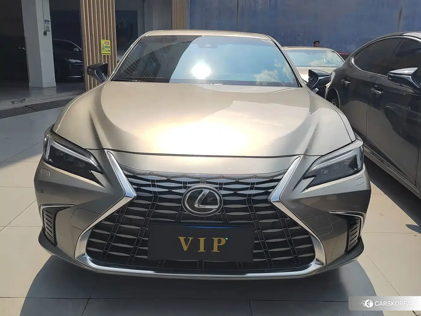 Lexus ES id 4669338 из Китая 8