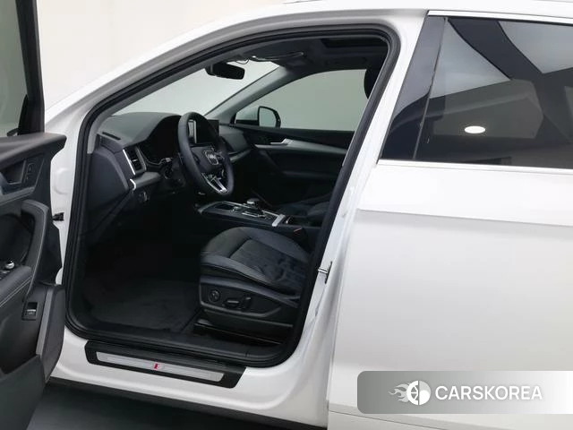 Audi Q5L id 4253100 из Китая 18