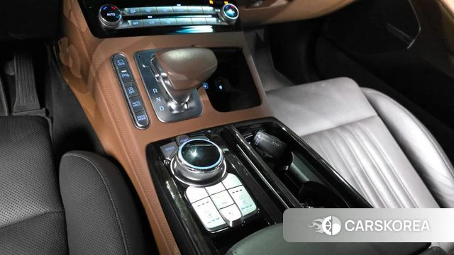 Genesis G90 id 4446938 из Кореи 32