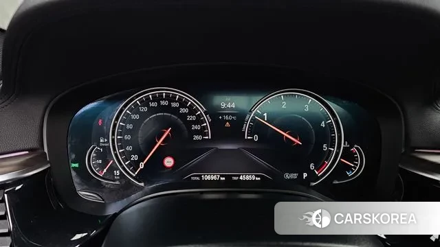 BMW 5 Series (G30) id 3434831 из Кореи 18