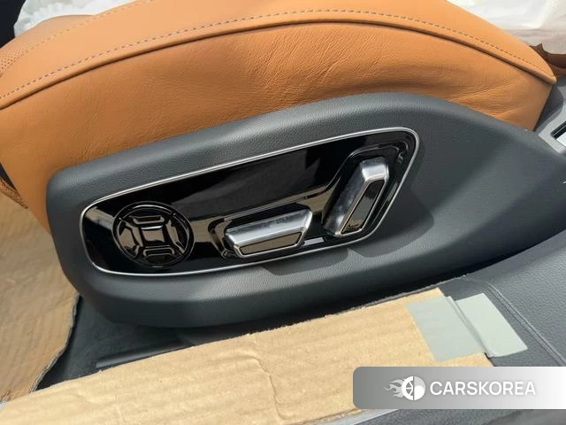 Audi A8 id 4263935 из Китая 20