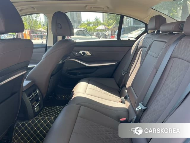 BMW 3 series id 4257676 из Китая 18