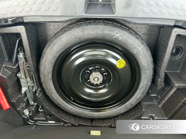 Toyota C-HR id 4209923 из Китая 12