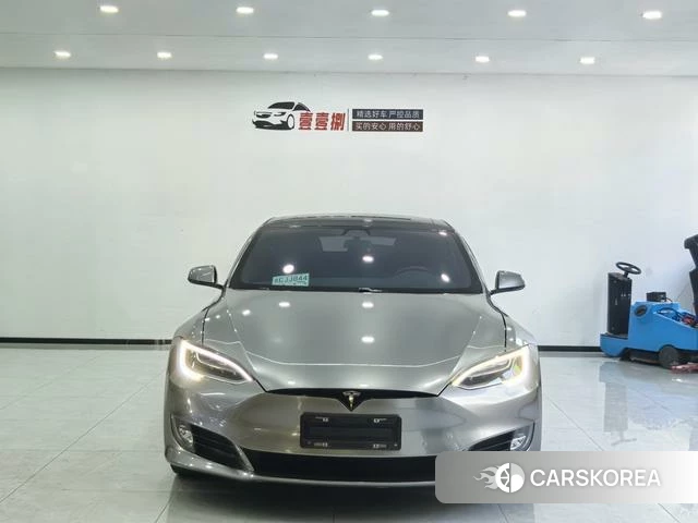 Tesla Model S id 4219605 из Китая 7