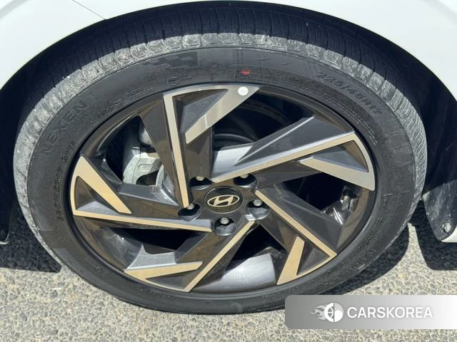 Hyundai Elantra id 4392172 из Китая 13