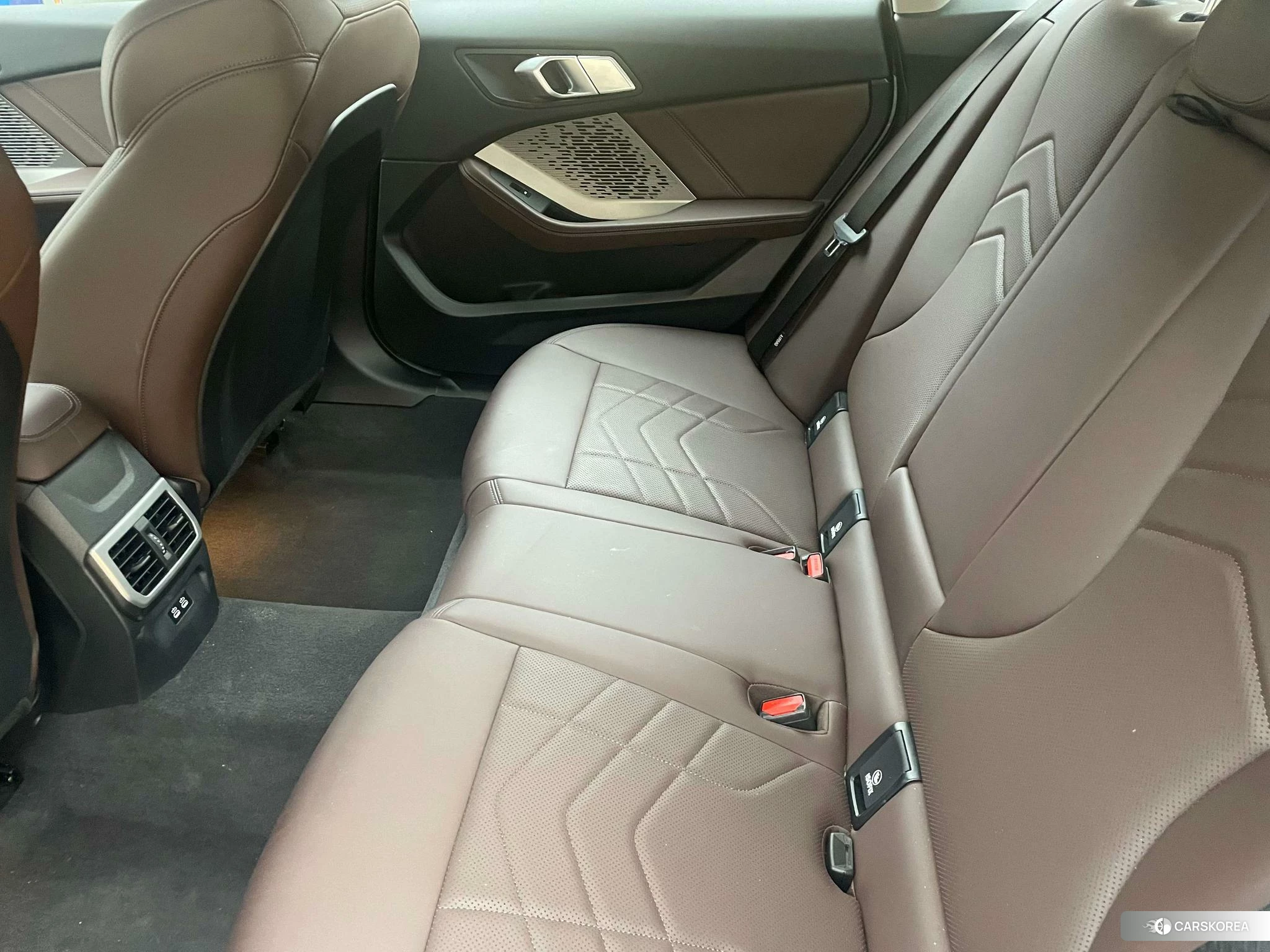 BMW 2 series id 4452357 из Китая 16
