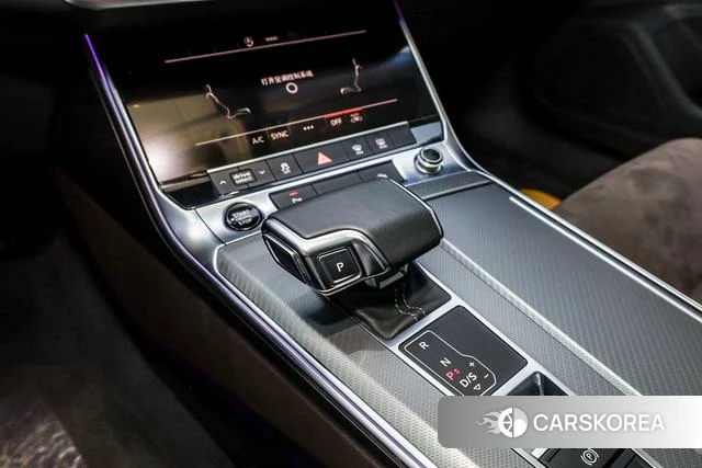 Audi A7L id 4278725 из Китая 33