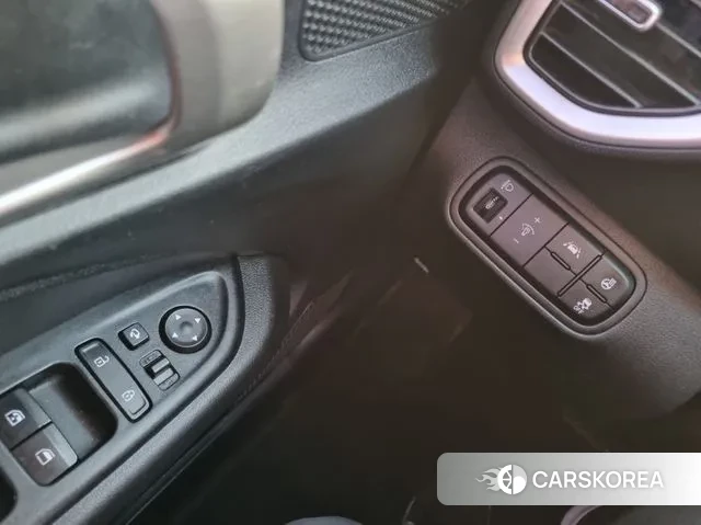 Hyundai Venue id 3385059 из Кореи 18