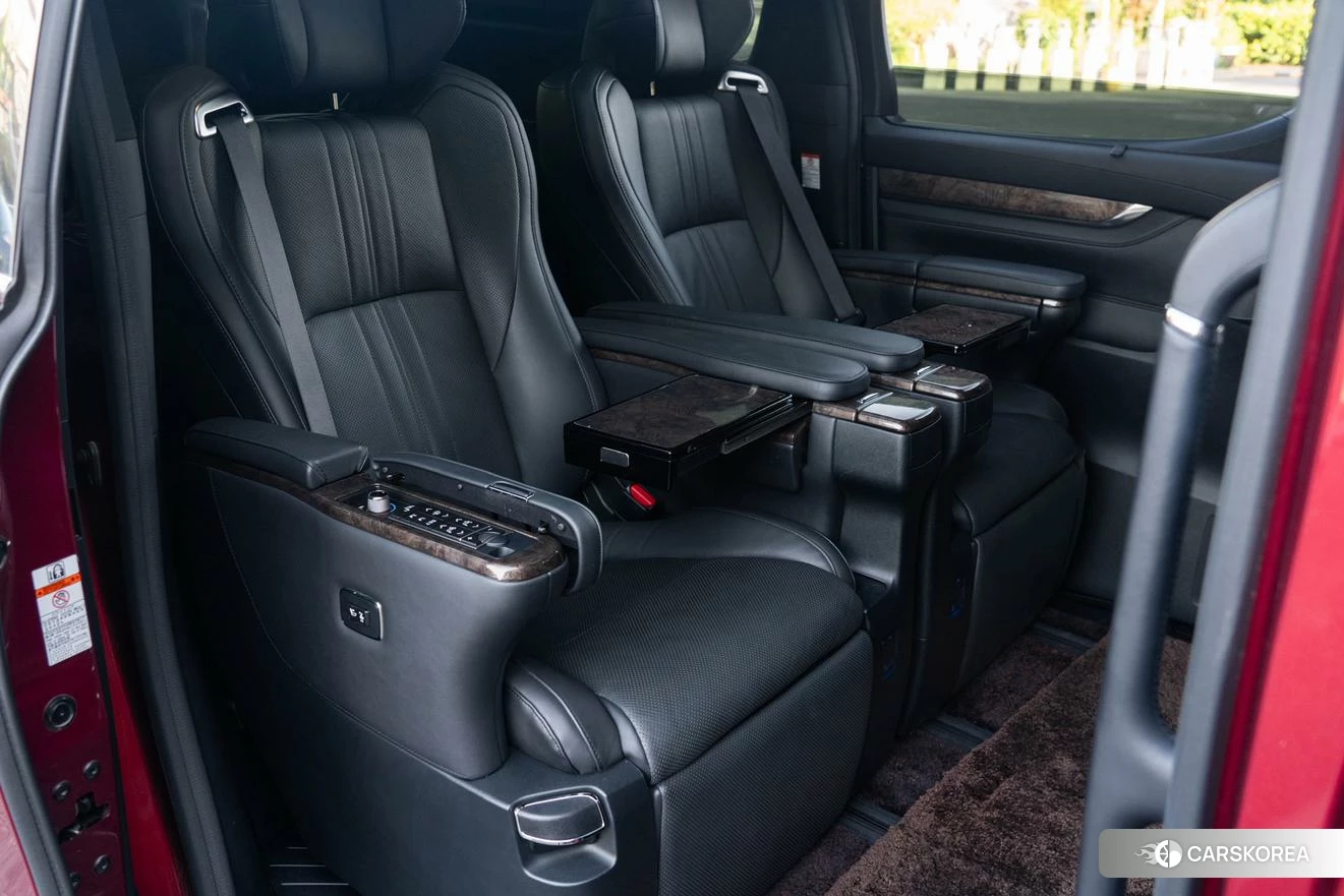 Toyota Alphard id 4453978 из Китая 25