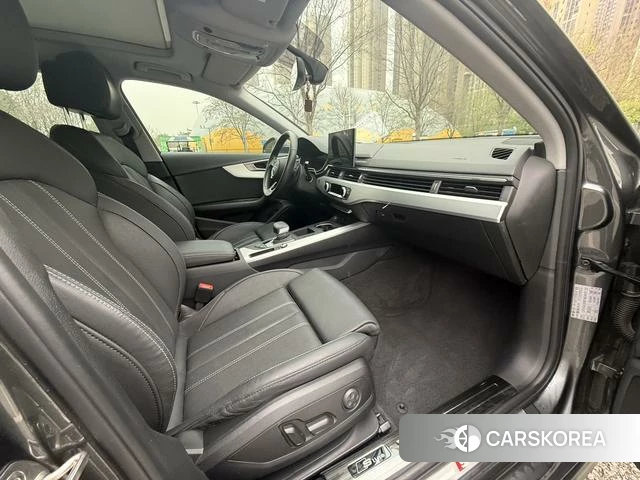 Audi A4L id 4290437 из Китая 13