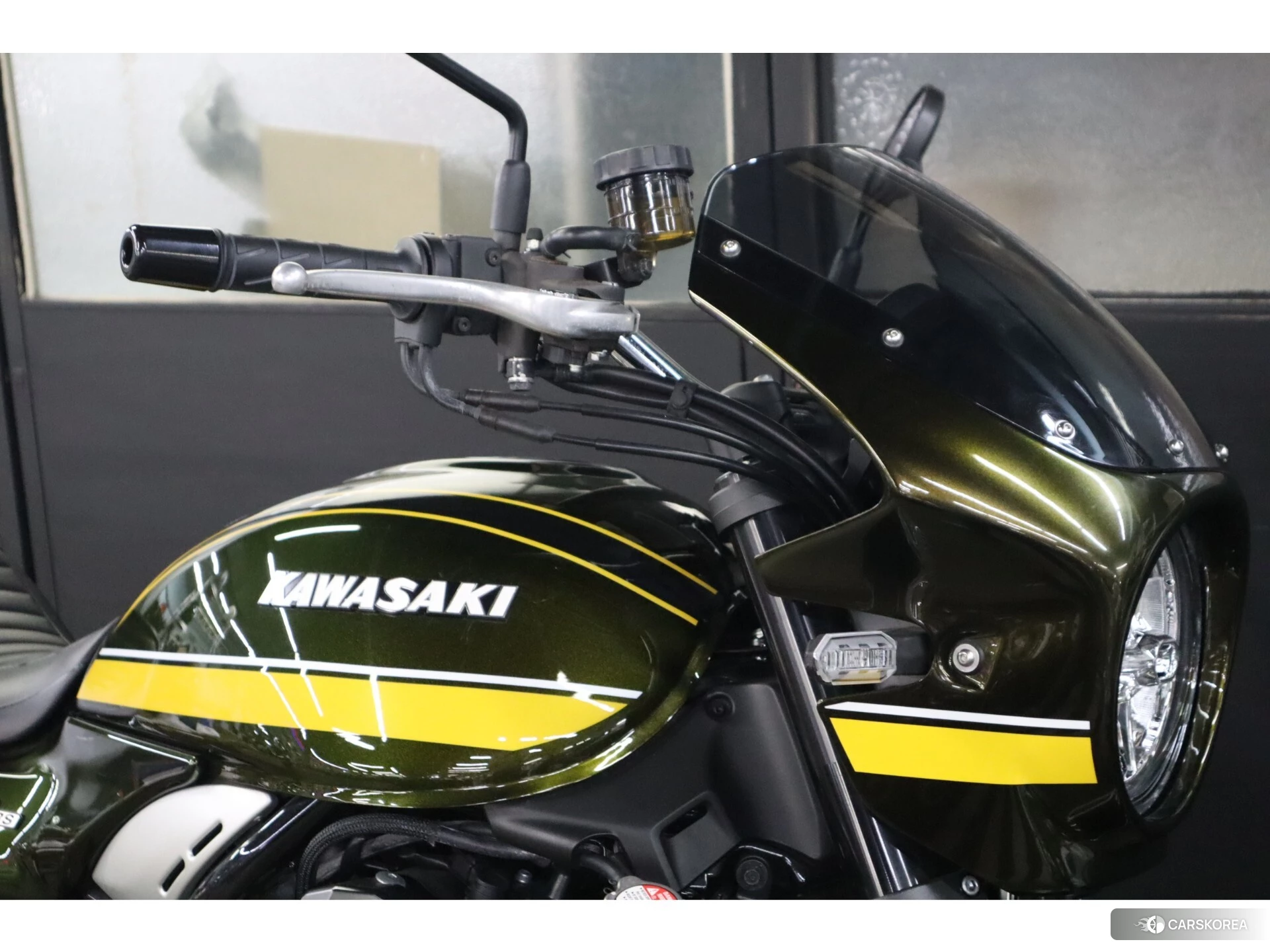 Kawasaki Z900RS id 3950495 из Японии 9