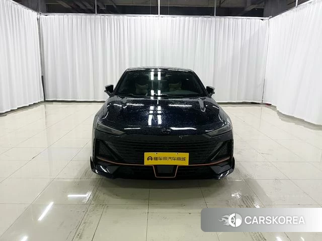 Chang'an UNI-V id 4399950 из Китая 18