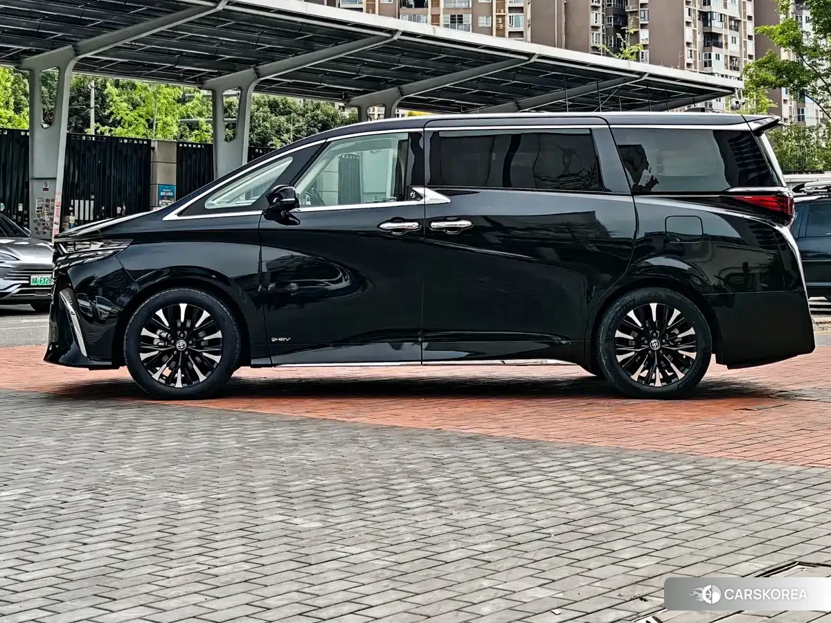 Toyota Alphard id 4548161 из Китая 8