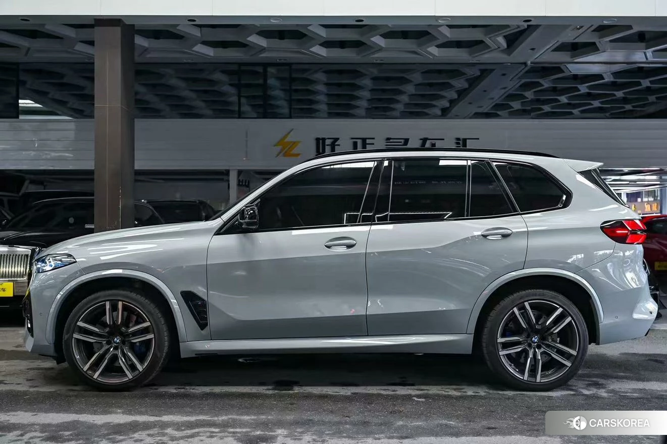 BMW X5 M id 4426922 из Китая 18