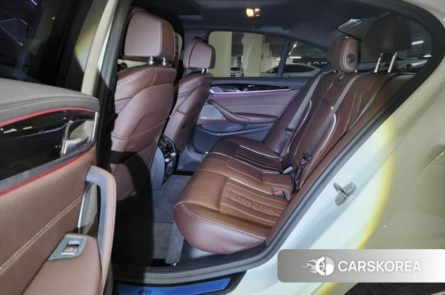 BMW 5 Series (G30) id 3965335 из Кореи 11