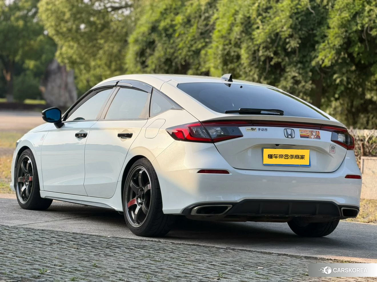 Honda Civic id 4407457 из Китая 13