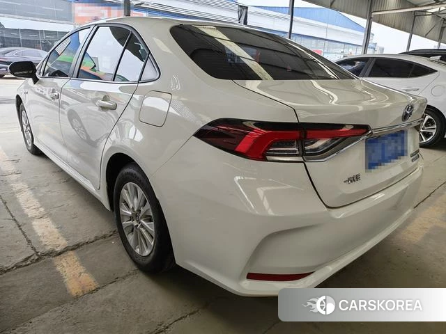 Toyota Corolla id 4272371 из Китая 8