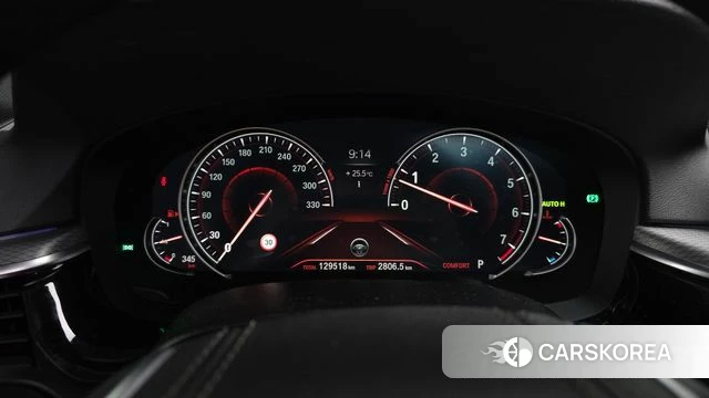 BMW 5 Series (G30) id 4610595 из Кореи 18