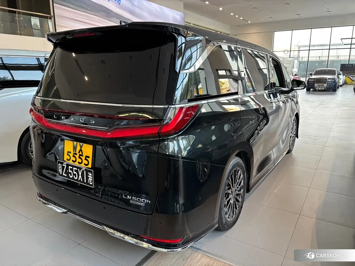 Lexus LM id 4680482 из Китая 9