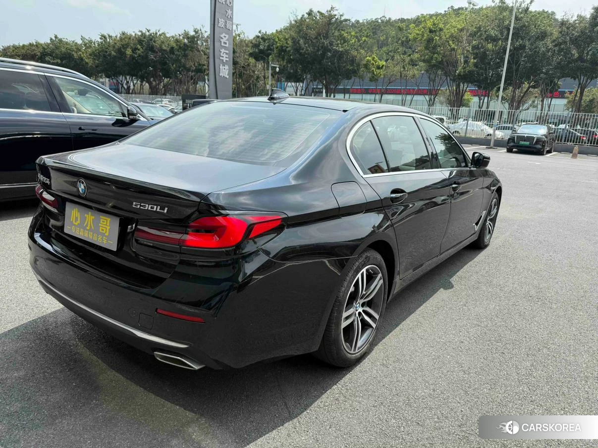 BMW 5 series id 4452258 из Китая 10