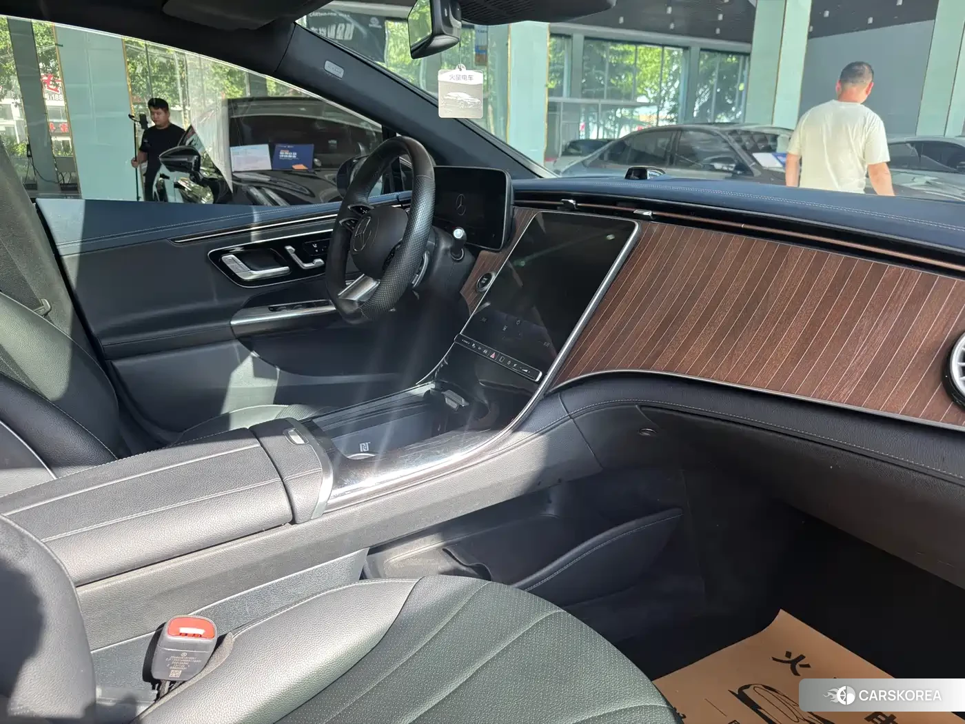 Mercedes-Benz EQE id 4570708 из Китая 14