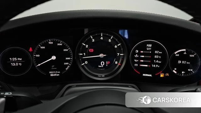 Porsche 911(992) id 3842821 из Кореи 18