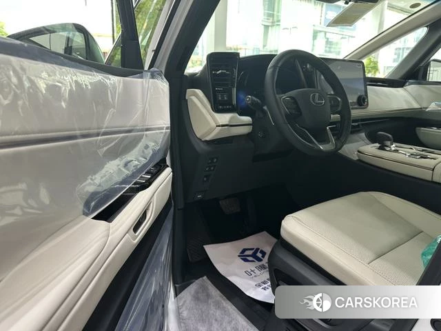 Lexus LM id 4239536 из Китая 15