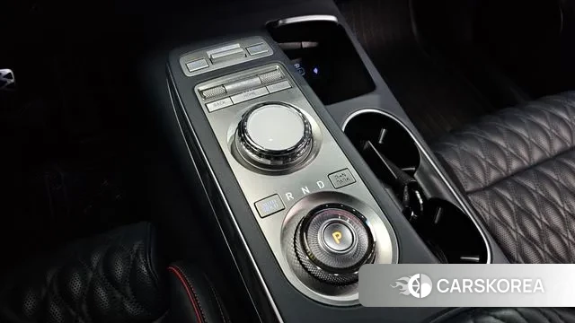 Genesis GV70 id 3503980 из Кореи 18