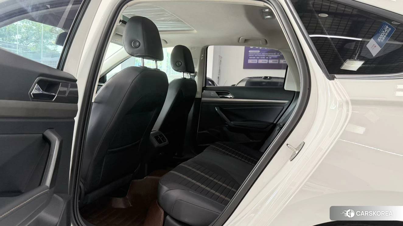 Volkswagen Lavida id 4455549 из Китая 10