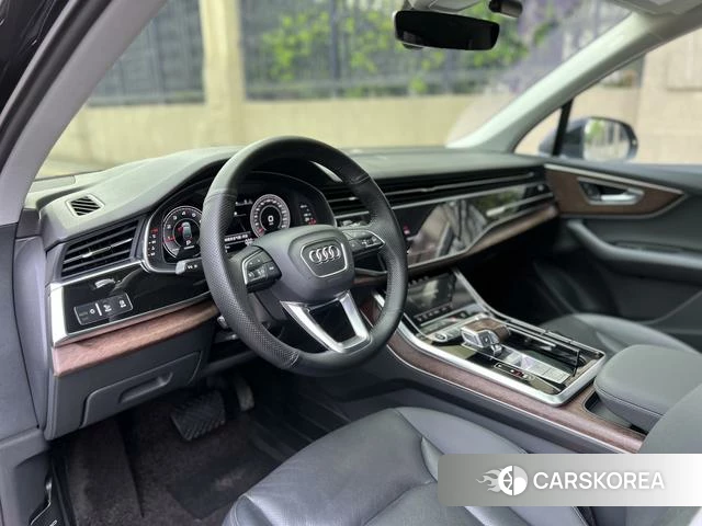 Audi Q7 id 4260250 из Китая 17
