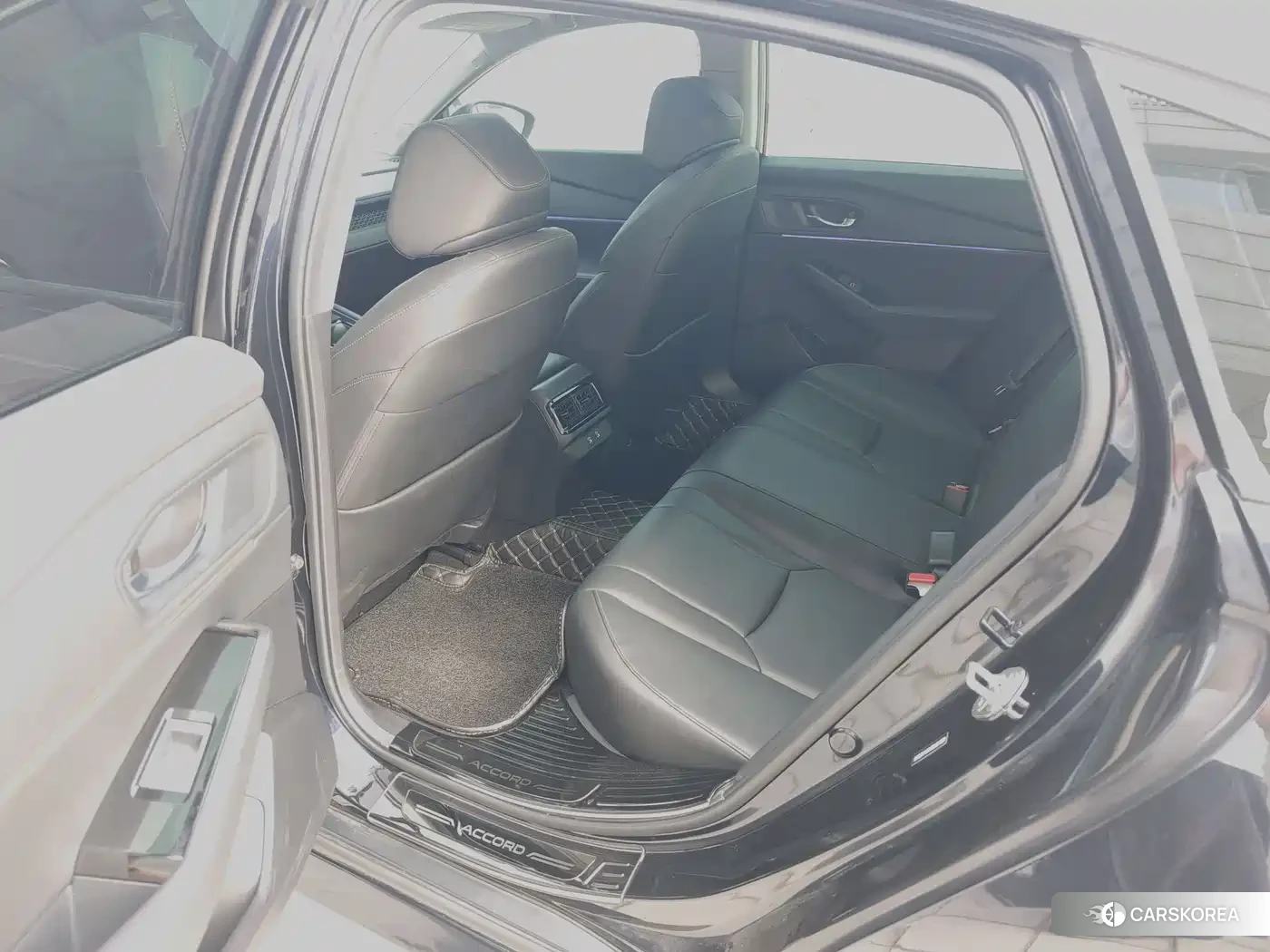 Honda Accord id 4545943 из Китая 16